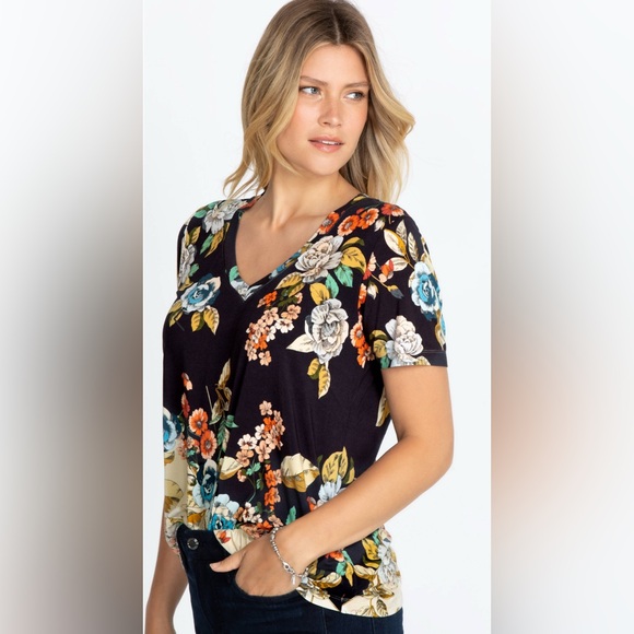 Johnny Was Tops - Johnny Was The Janie Favorite Short Sleeve V-Neck Tee Top Floral Sz 3X Like New